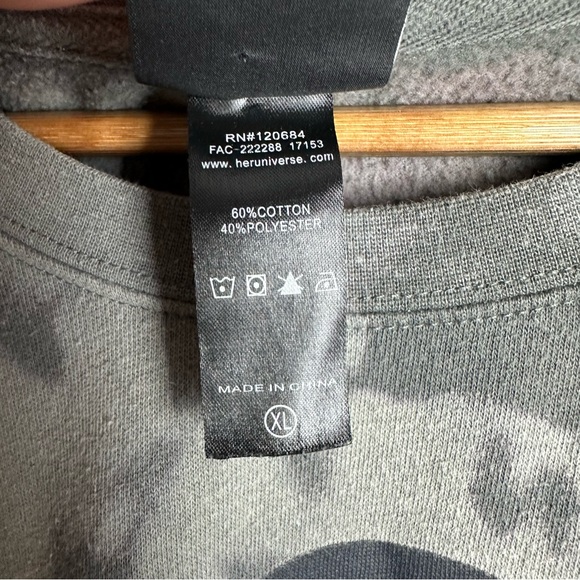 REVERSE TIE DYE NO‎ FACE DISNEY SPIRITED AWAY GRAPHIC SWEATSHIRT!!!!!! - Picture 9 of 9